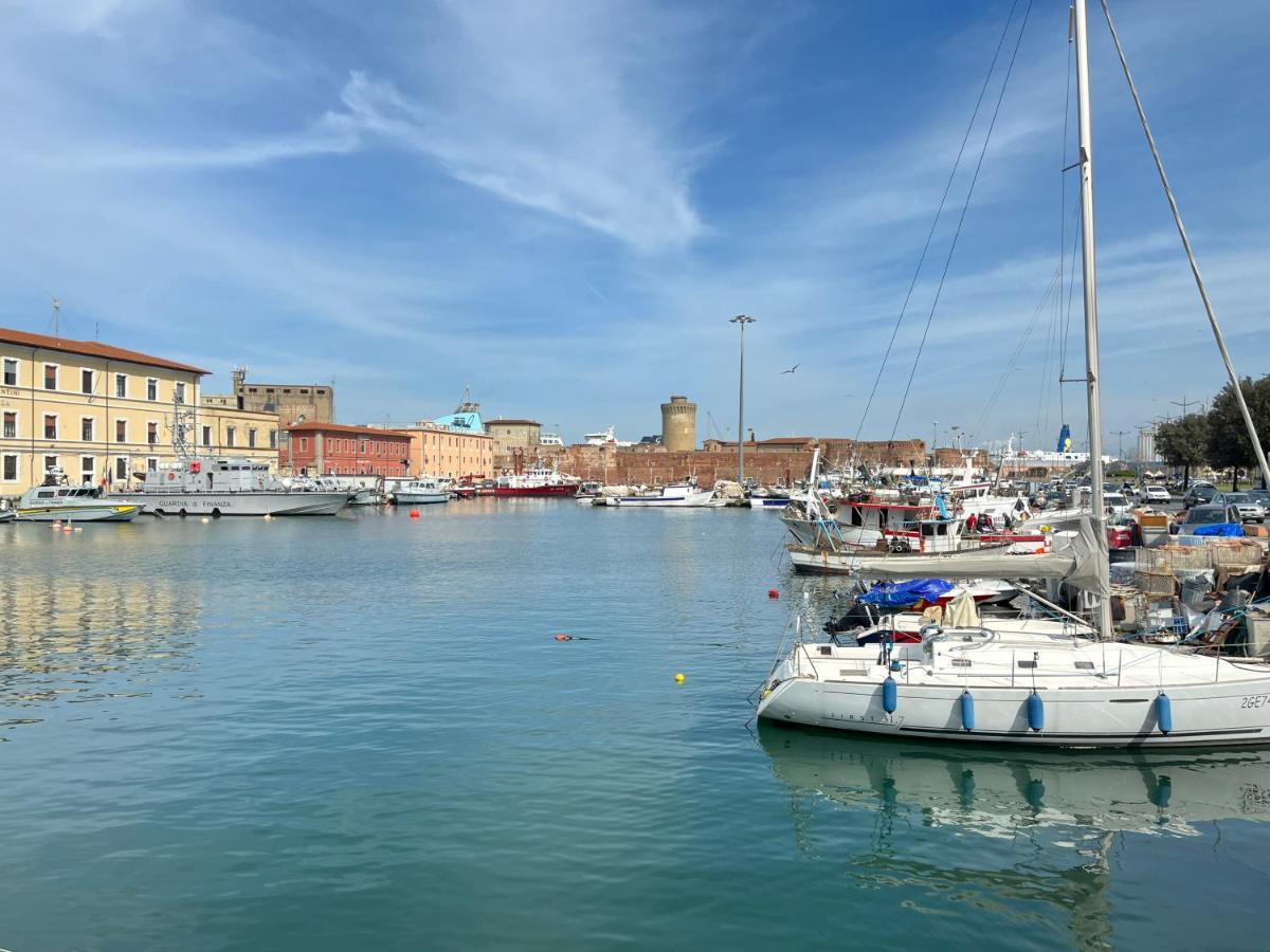 Kasia Porta Sul Mare Di Livorno Free Parking Eksteriør bilde