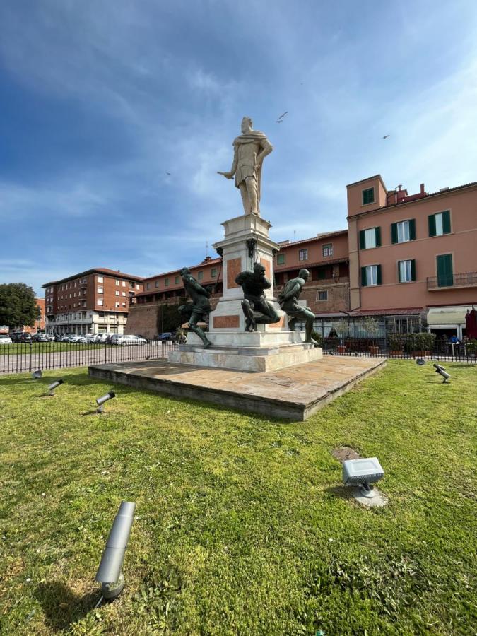 Kasia Porta Sul Mare Di Livorno Free Parking Eksteriør bilde